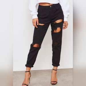 Misguided Black Riot High Rise Ripped Mom Jeans  NWT
